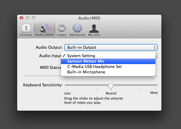 Changing the microphone in GarageBands preferences will alter the project accordingly 